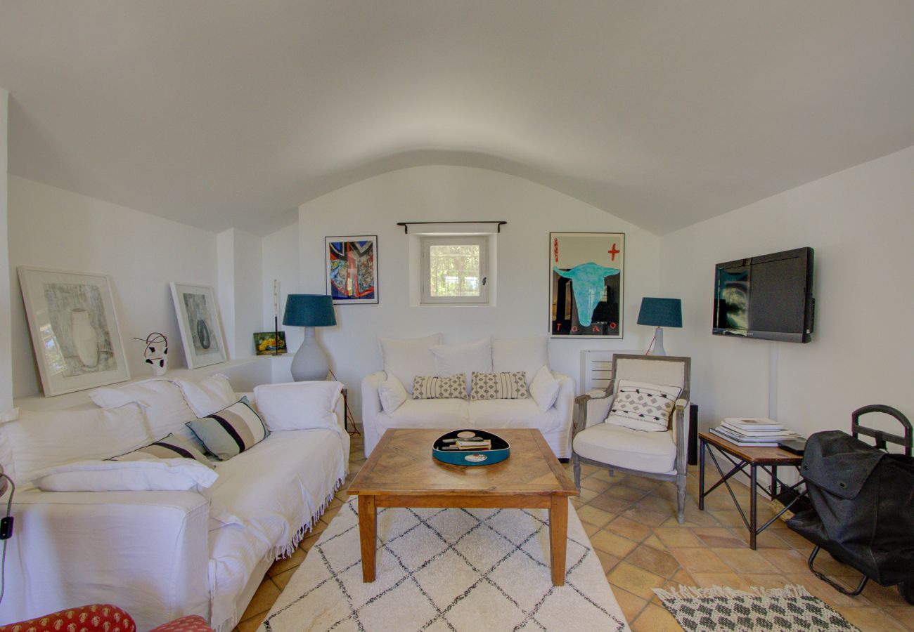 Maison à Saint-Restitut - Mas Provençal en pierre avec vue Panoramique & Piscine- Saint-Restitut