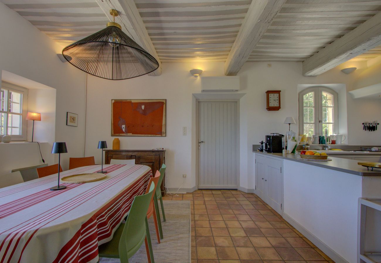 Maison à Saint-Restitut - Mas Provençal en pierre avec vue Panoramique & Piscine- Saint-Restitut
