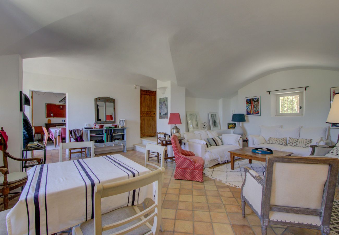 Maison à Saint-Restitut - Mas Provençal en pierre avec vue Panoramique & Piscine- Saint-Restitut