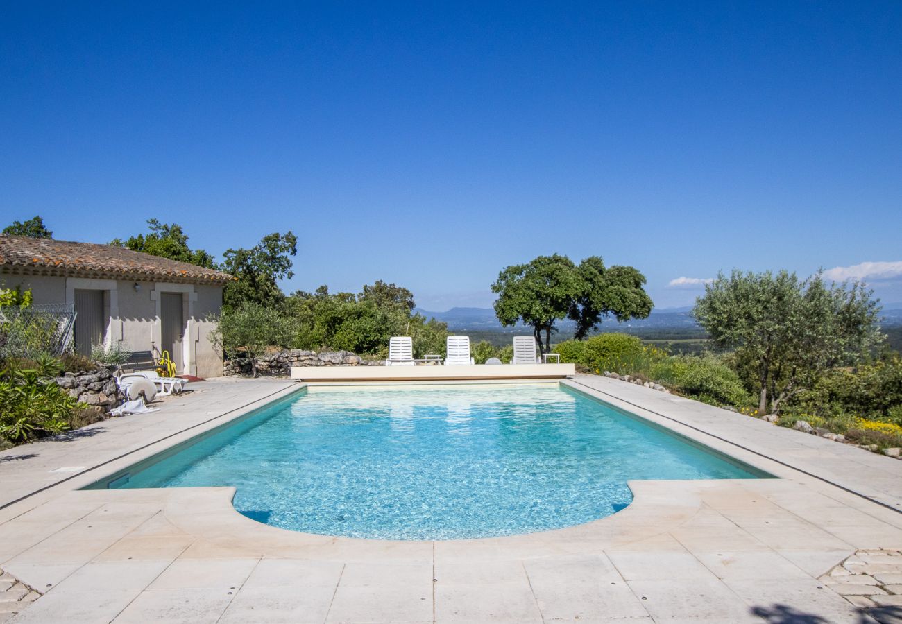 Maison à Saint-Restitut - Mas Provençal en pierre avec vue Panoramique & Piscine- Saint-Restitut
