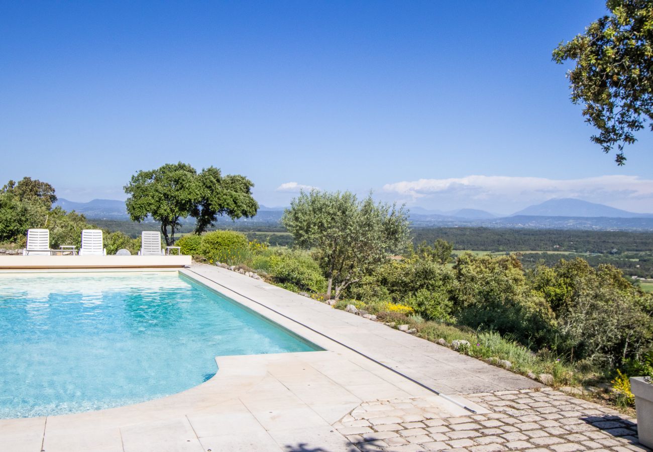Maison à Saint-Restitut - Mas Provençal en pierre avec vue Panoramique & Piscine- Saint-Restitut