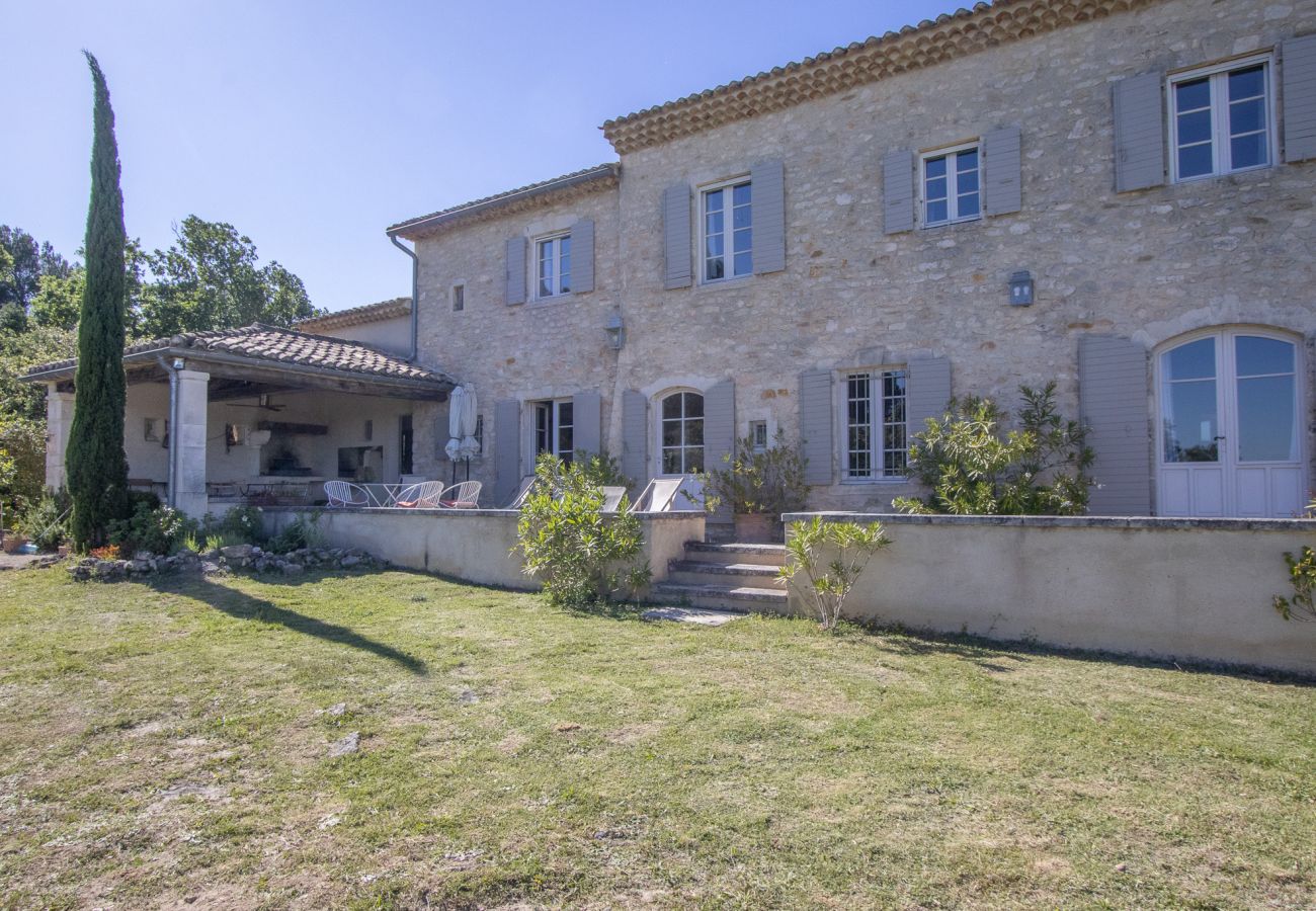 Maison à Saint-Restitut - Mas Provençal en pierre avec vue Panoramique & Piscine- Saint-Restitut