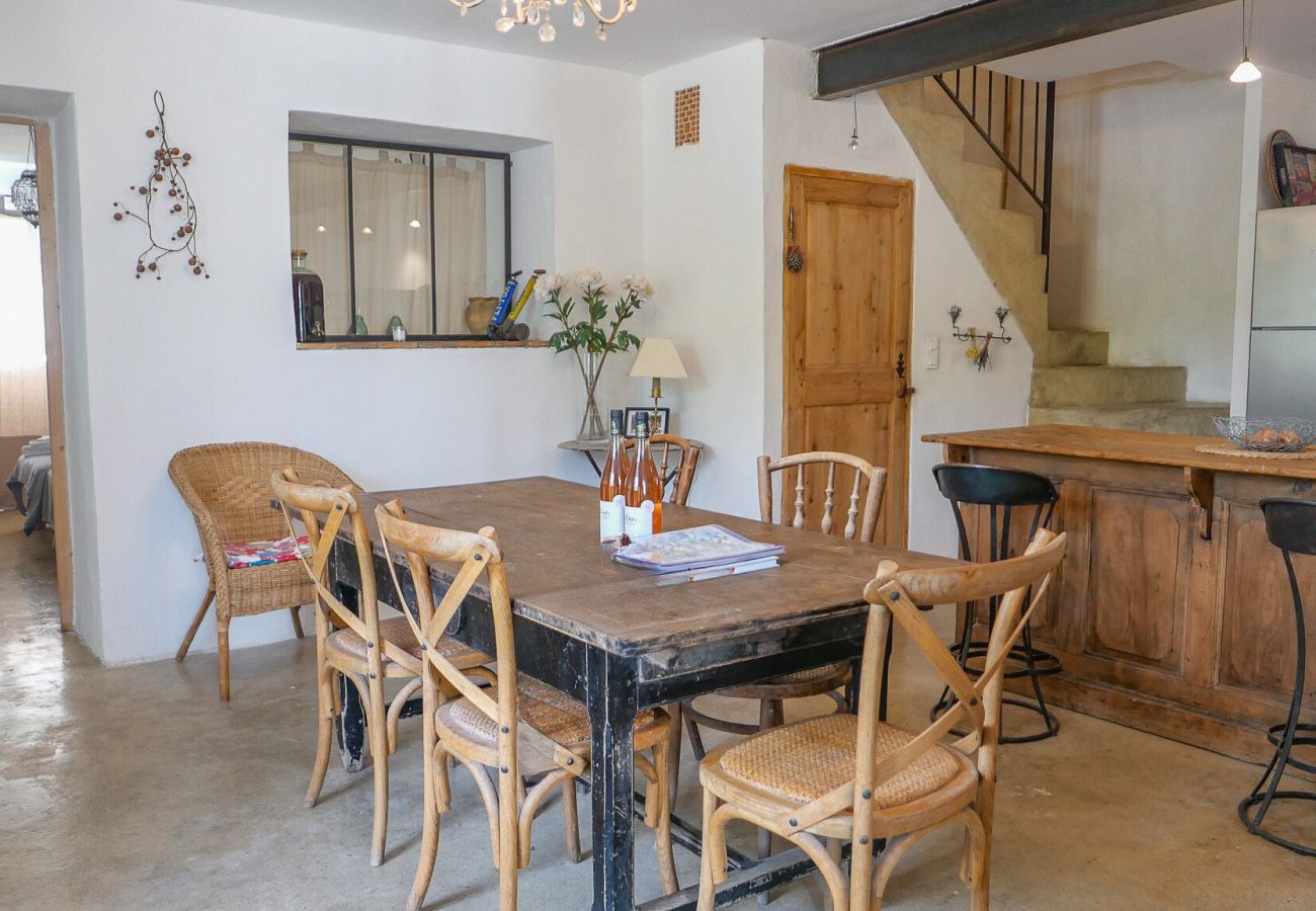 Maison à La Garde-Adhémar - Authentique mas provençal avec piscine en Drôme Provençale, La Garde Adhémar