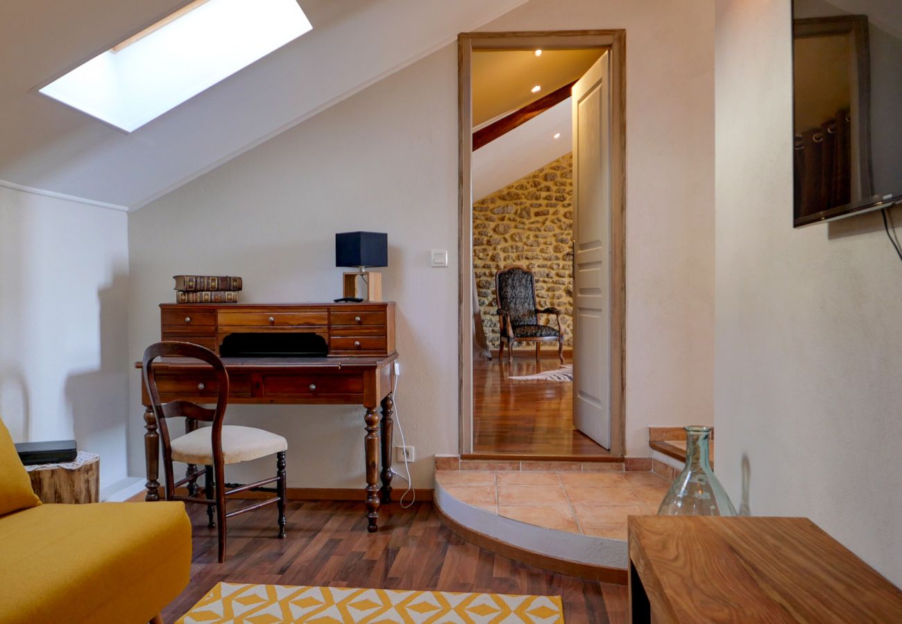 Maison à Suze-la-Rousse - Maison de village climatisée avec piscine privée, Suze-la-rousse - Drôme Provençale