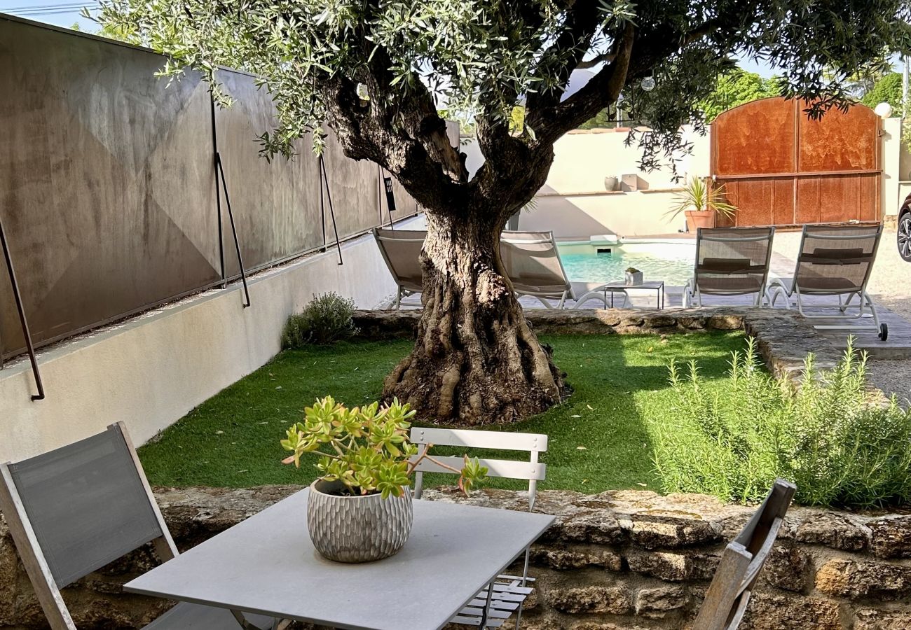 Maison à Suze-la-Rousse - Maison de village climatisée avec piscine privée, Suze-la-rousse - Drôme Provençale