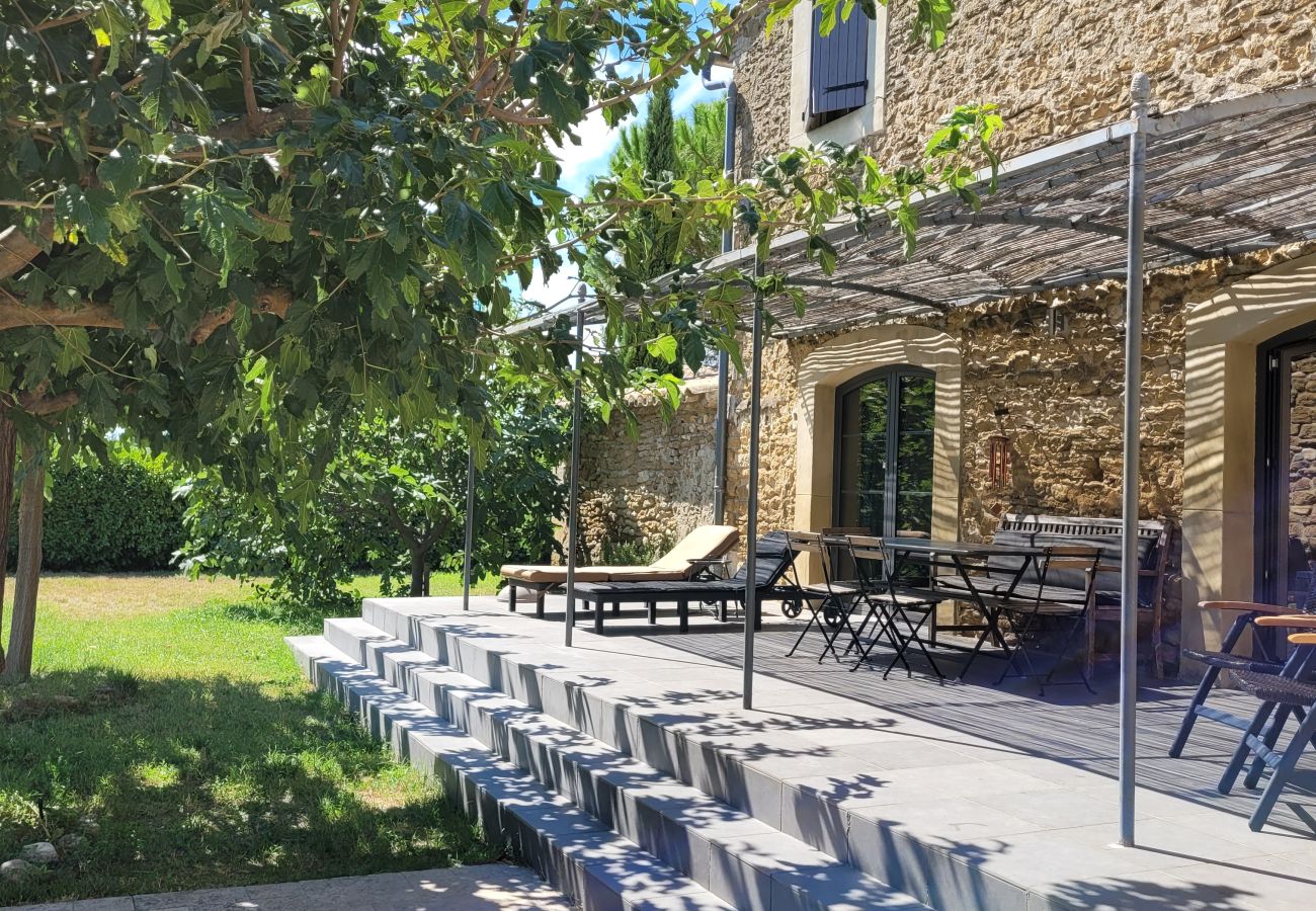 Maison à Bouchet - Mas en pierre authentique avec piscine privée – Bouchet, Drôme Provençale