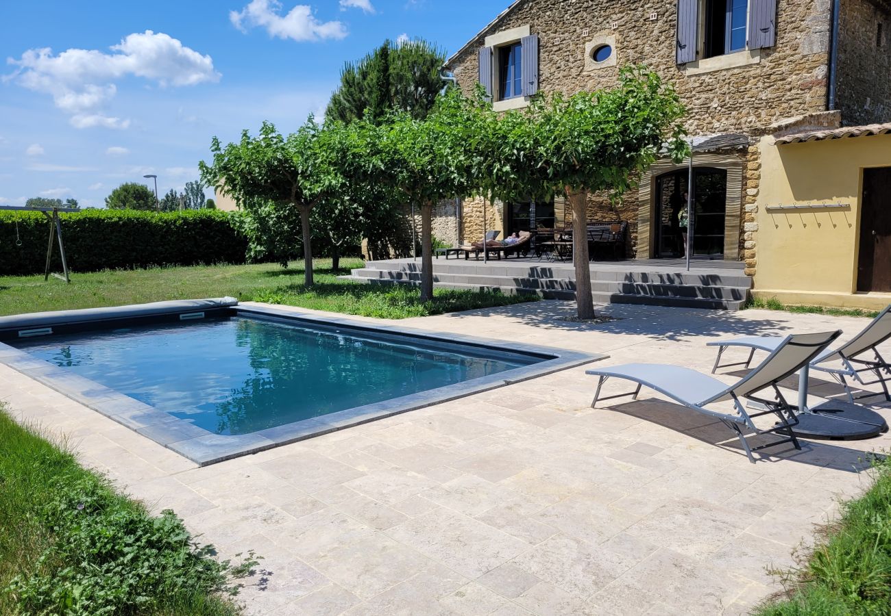 Maison à Bouchet - Mas en pierre authentique avec piscine privée – Bouchet, Drôme Provençale