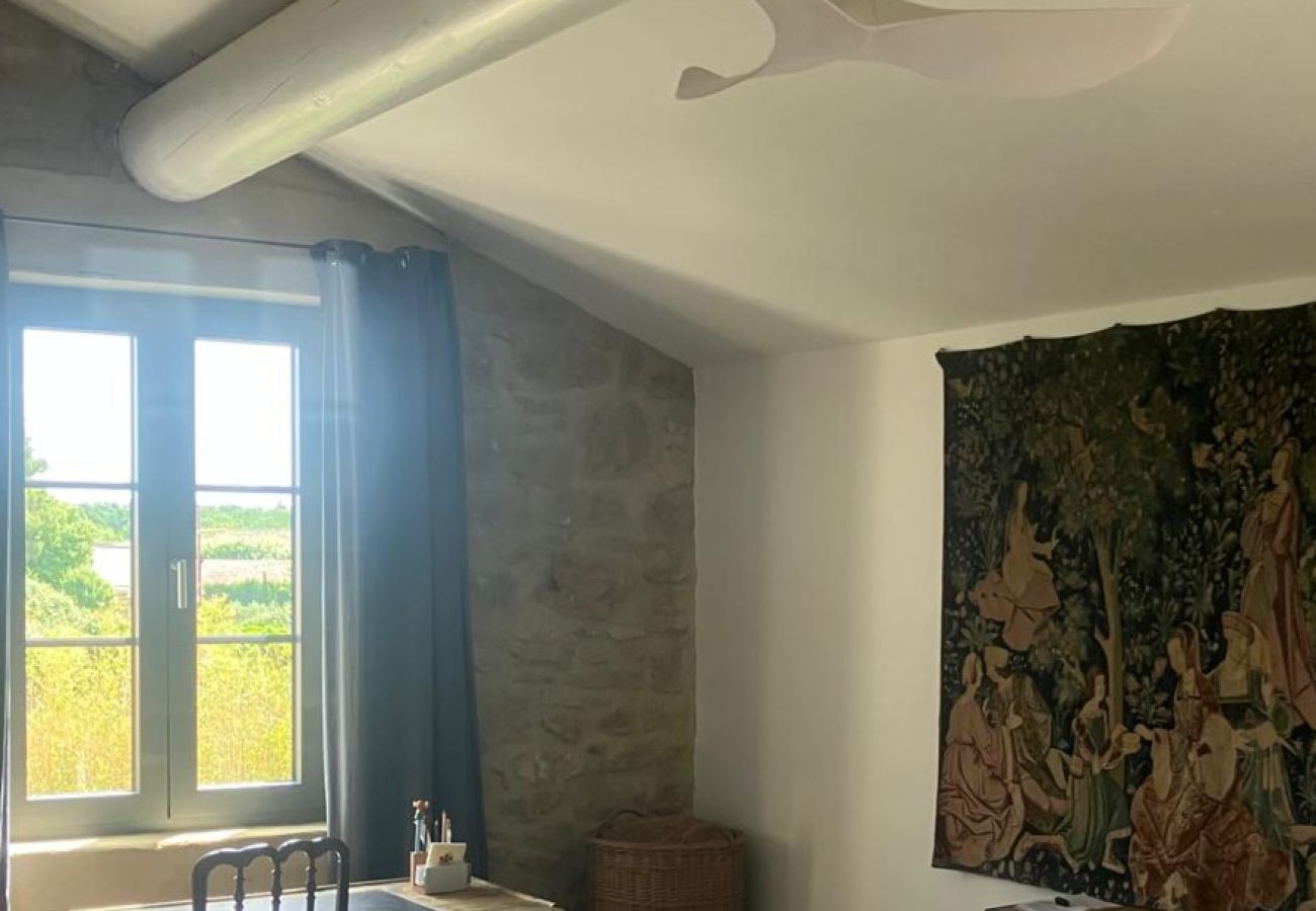 Maison à Bouchet - Mas en pierre authentique avec piscine privée – Bouchet, Drôme Provençale