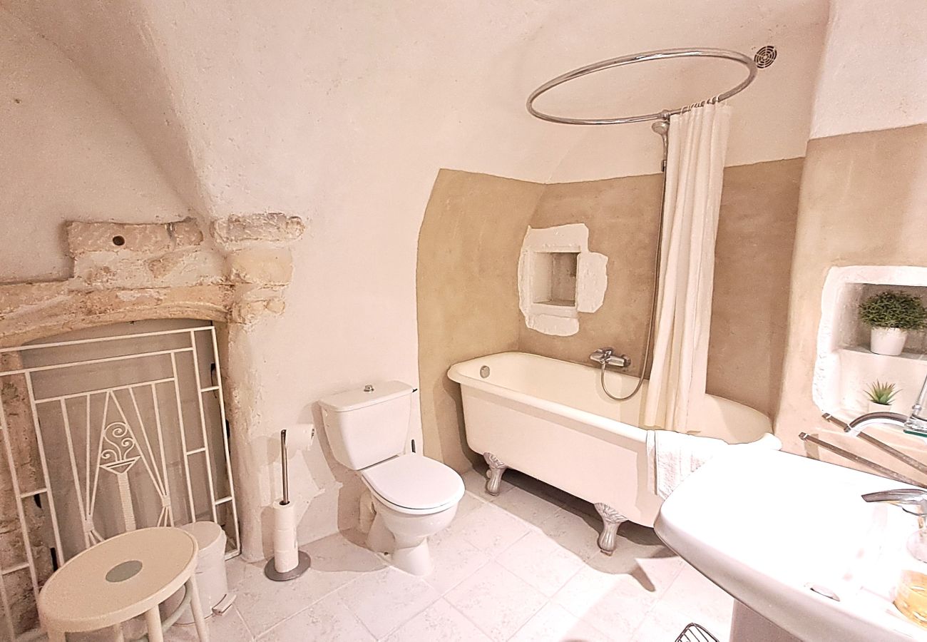 Studio à Saint-Paul-Trois-Châteaux - Studio cosy au cœur de Saint-Paul-Trois-Châteaux, Drôme Provençale