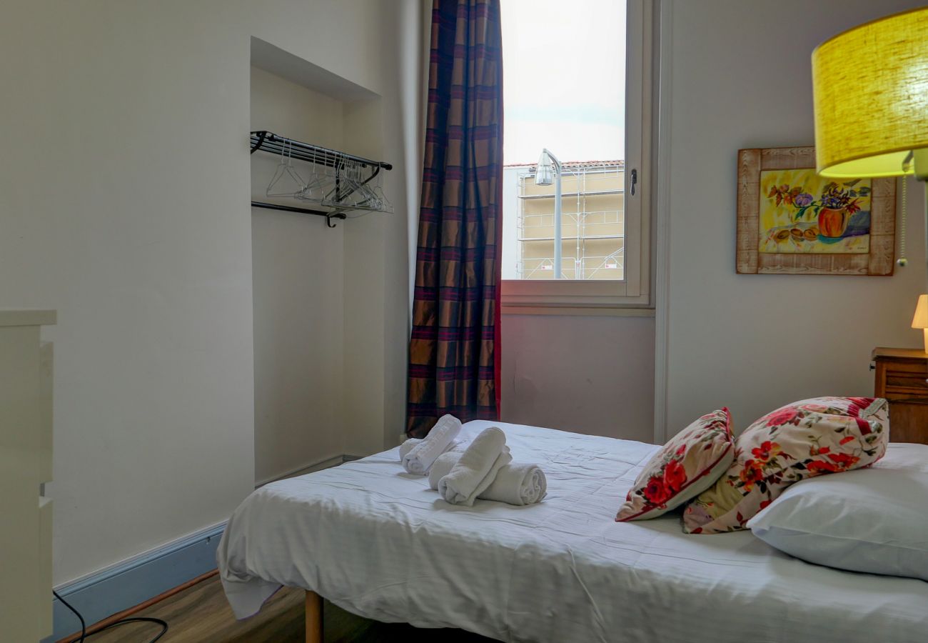 Appartement à Saint-Paul-Trois-Châteaux - Appartement cœur village • Terrasse 50 m²