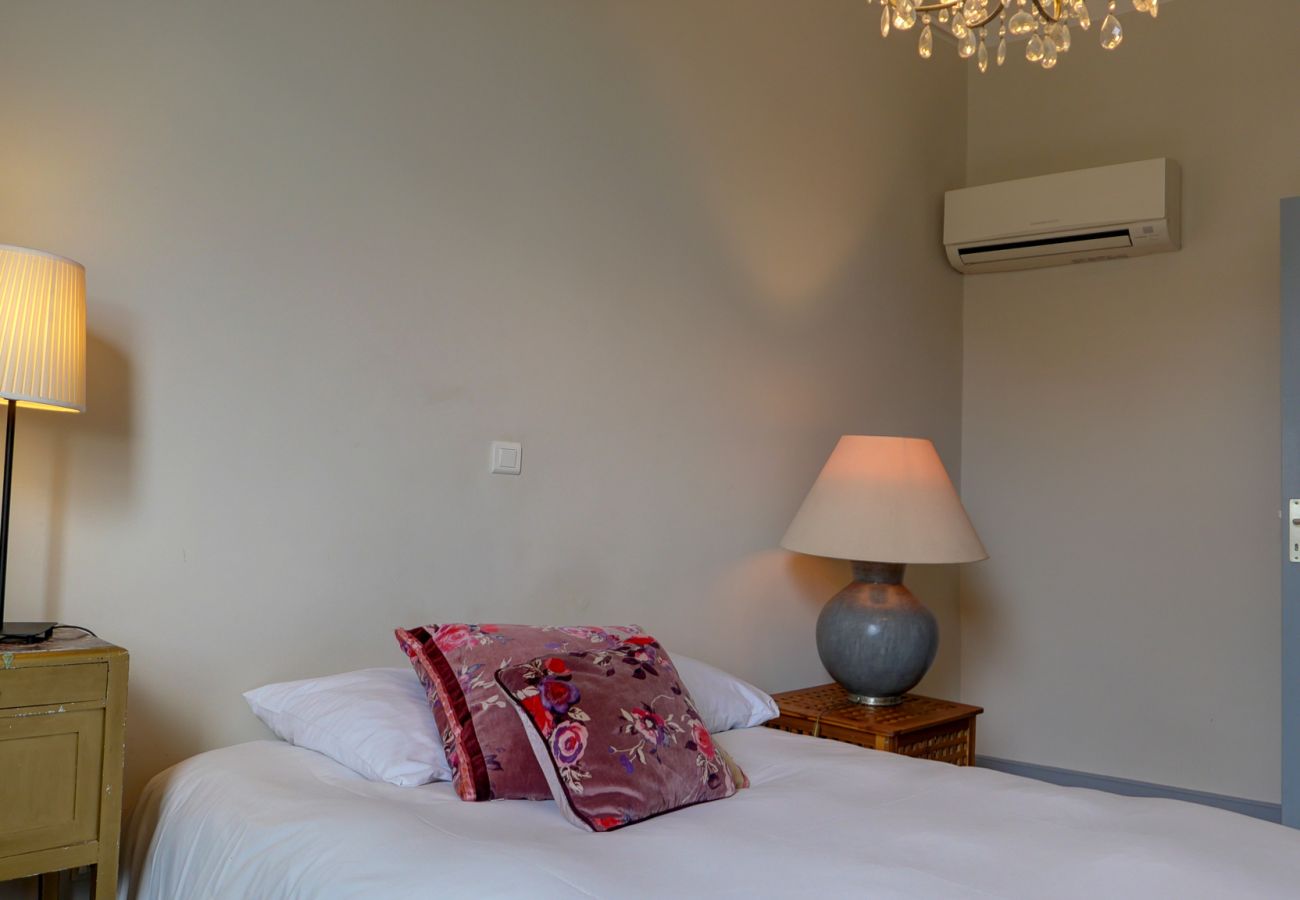 Appartement à Saint-Paul-Trois-Châteaux - Appartement cœur village • Terrasse 50 m²