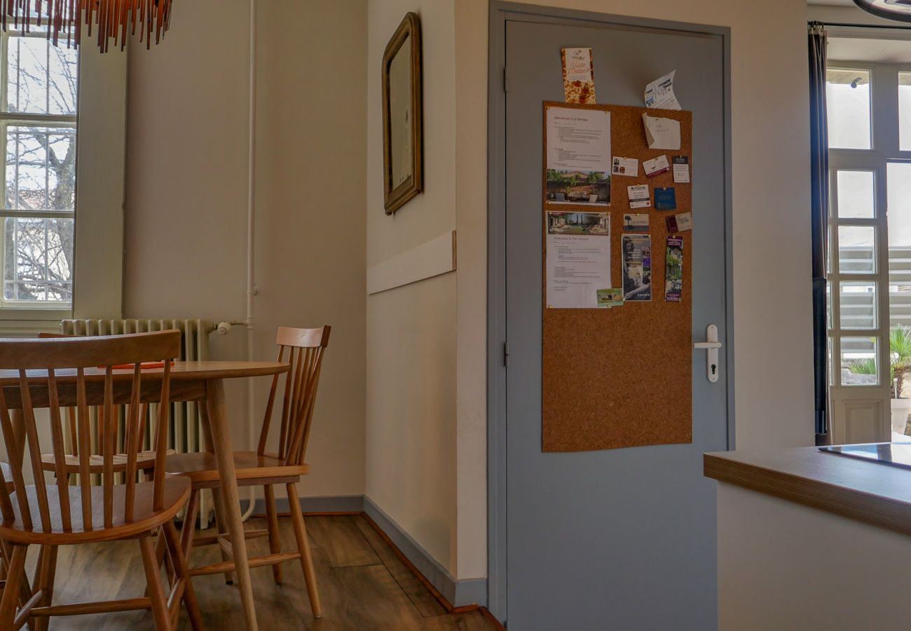 Appartement à Saint-Paul-Trois-Châteaux - Appartement cœur village • Terrasse 50 m²