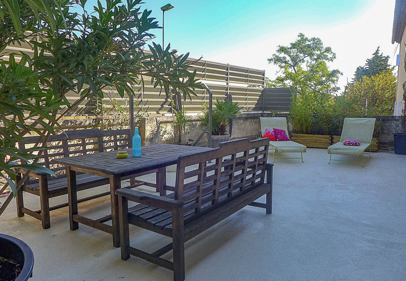 Appartement à Saint-Paul-Trois-Châteaux - Appartement cœur village • Terrasse 50 m²