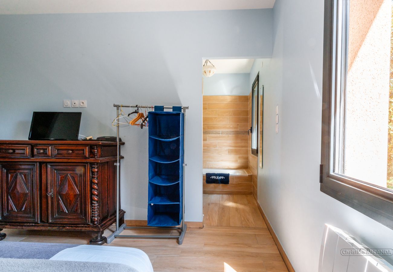 Villa à Réauville - La Villa moderne, avec piscine & vue en Drôme Provençale