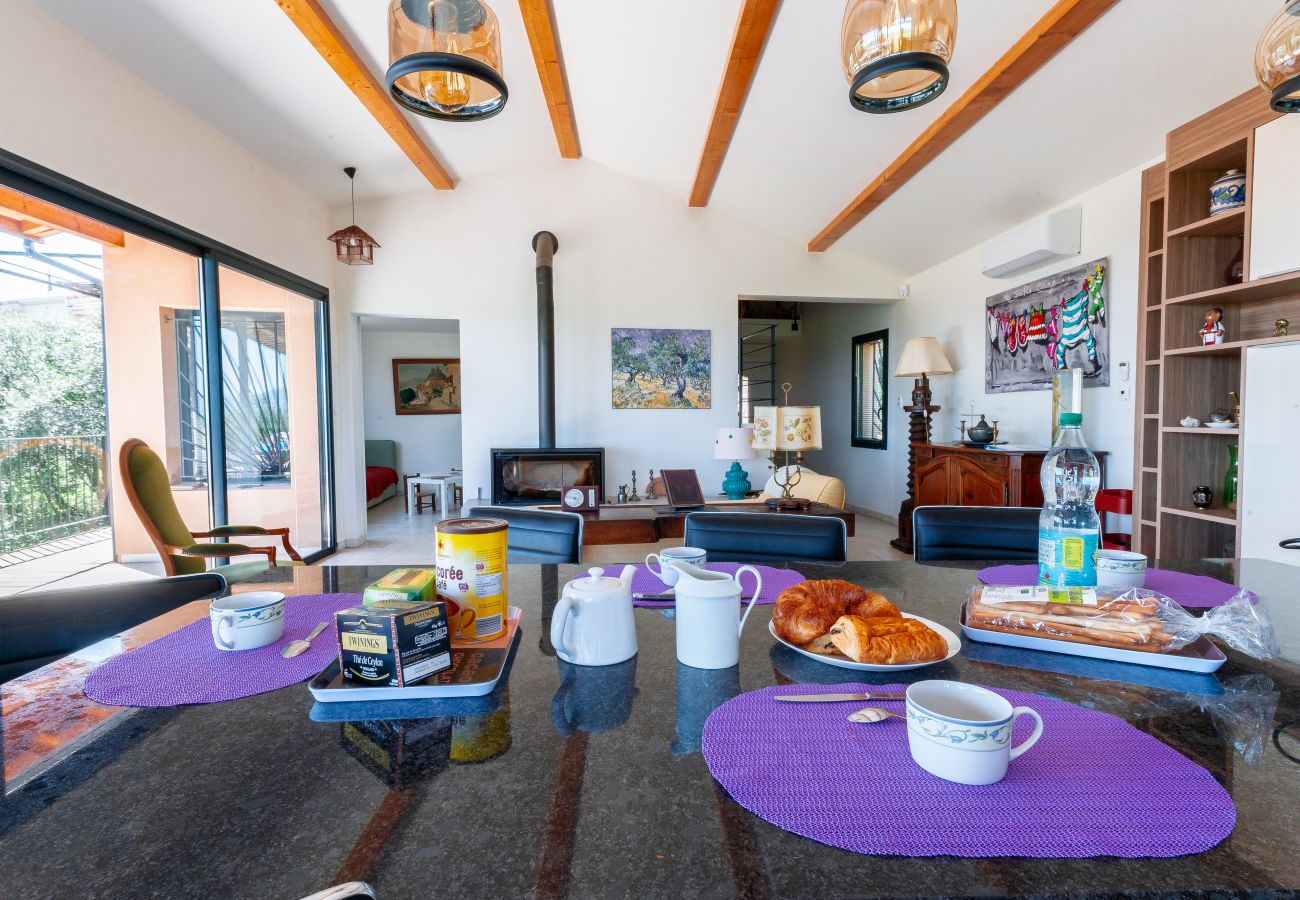 Villa à Réauville - La Villa moderne, avec piscine & vue en Drôme Provençale