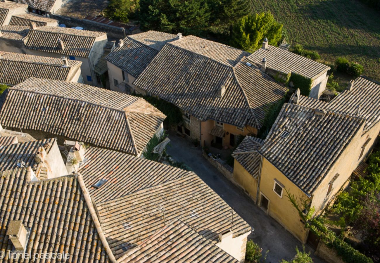 Maison à Grignan - Maison de Village avec Terrasse – Grignan, Drôme Provençale