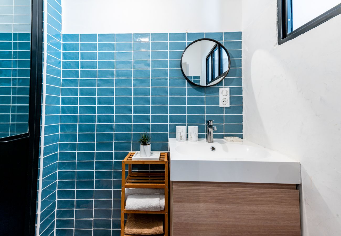 Maison à Grignan - Maison de Village avec Terrasse – Grignan, Drôme Provençale