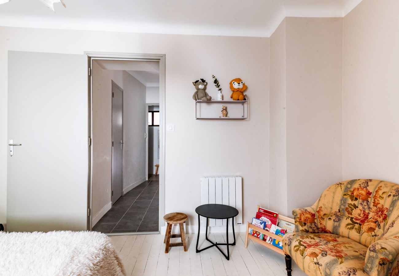 Maison à Grignan - Maison de Village avec Terrasse – Grignan, Drôme Provençale