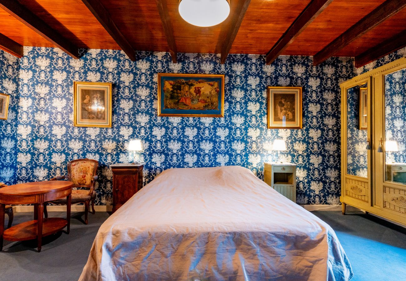 Maison à La Garde-Adhémar - Maison dans village classé avec jardin et jacuzzi