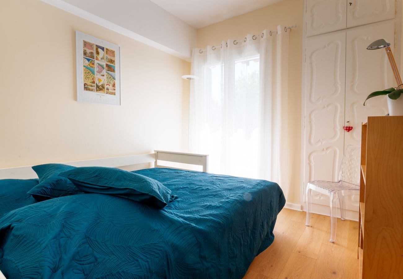 Maison à Colonzelle - Maison familiale avec jardin, piscine & nature – Colonzelle