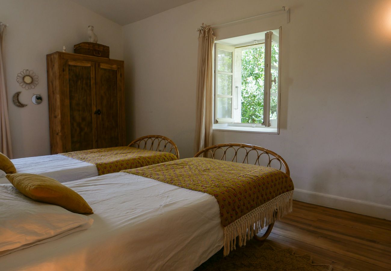 Maison à Rochegude - Maison de village avec piscine et terrain de pétanque – Rochegude, Drôme Provençale
