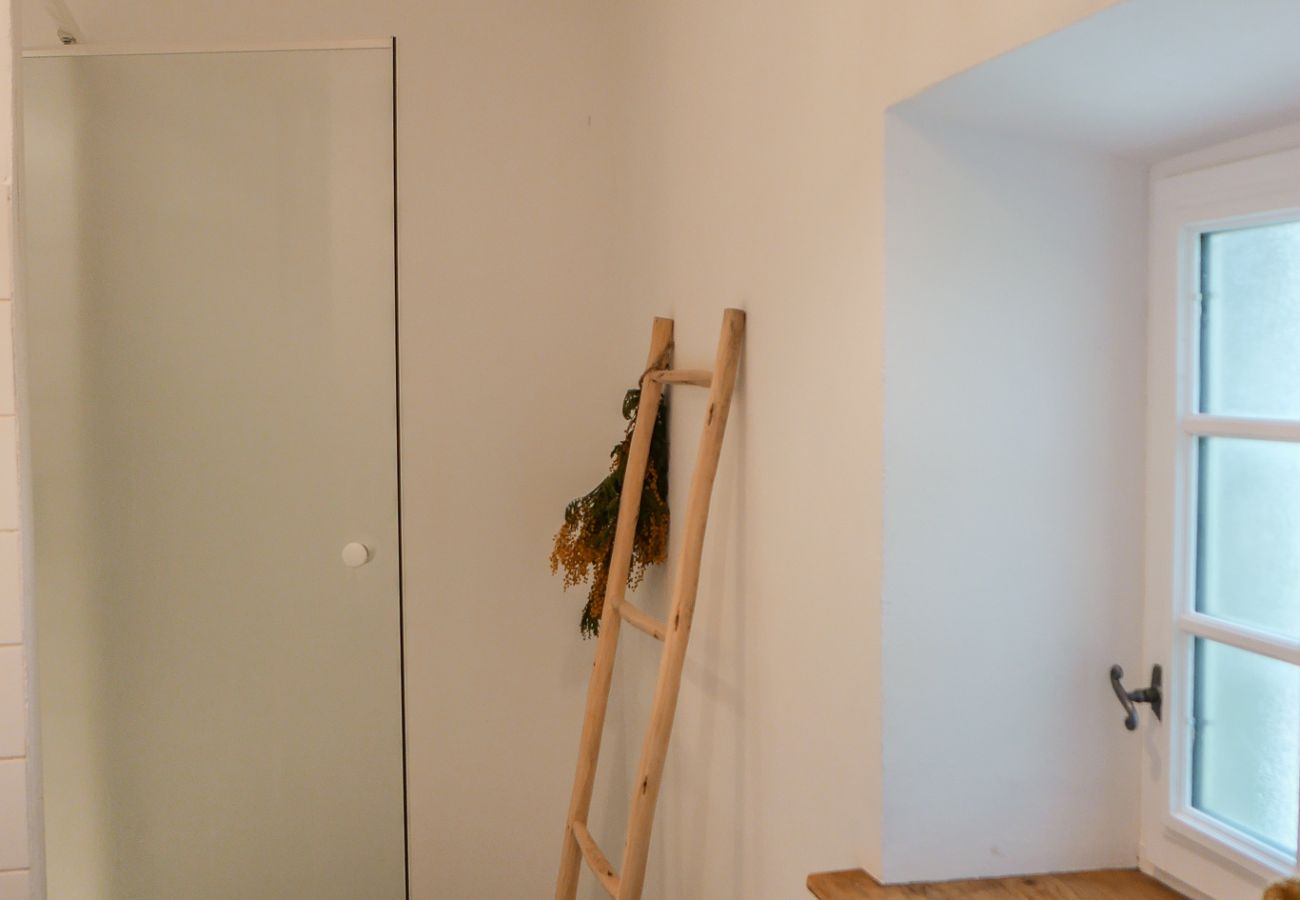 Maison à Rochegude - Maison de village avec piscine et terrain de pétanque – Rochegude, Drôme Provençale