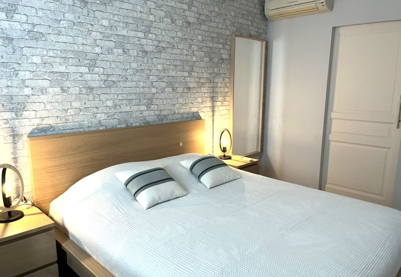 Villa à Bollène - Villa 4 chambres • Piscine sécurisée • Climatisation • Provence – Bollène