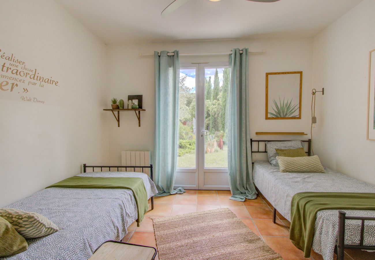 Villa à Clansayes - Villa avec piscine privée, Clansayes - Drôme provençale