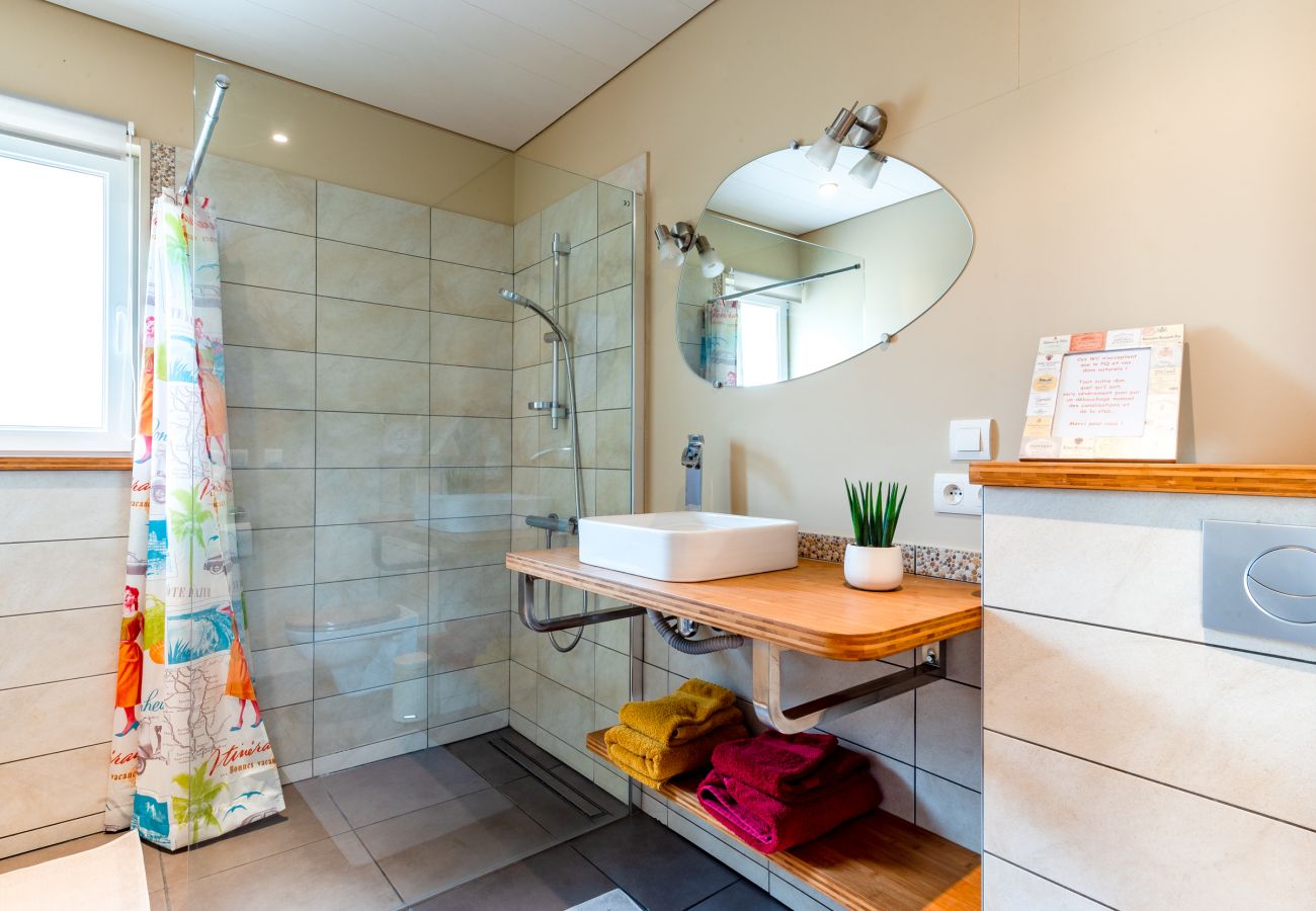 Villa à Saint-Restitut - Villa climatisée avec piscine & jardin – Saint-Restitut