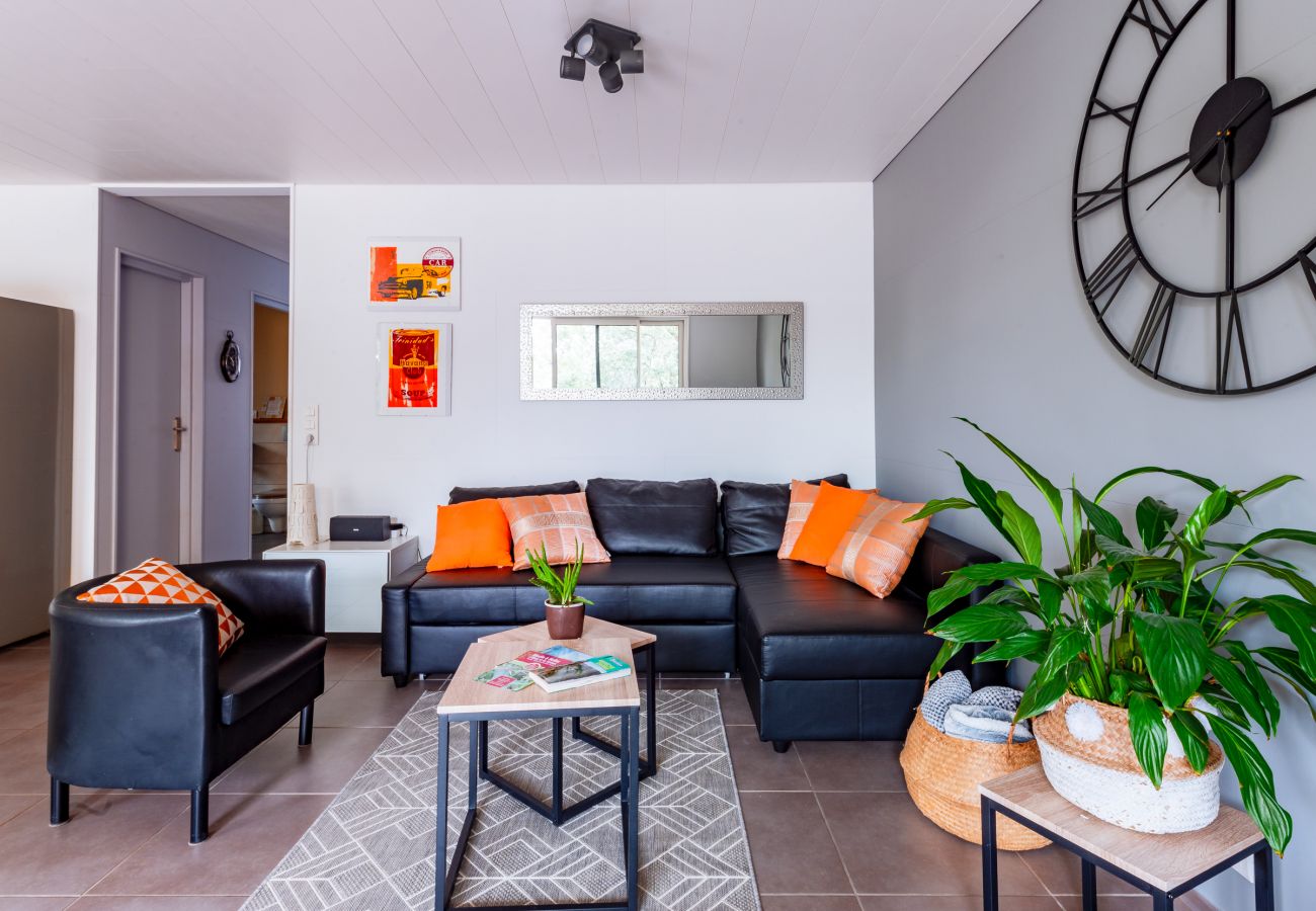 Villa à Saint-Restitut - Villa climatisée avec piscine & jardin – Saint-Restitut