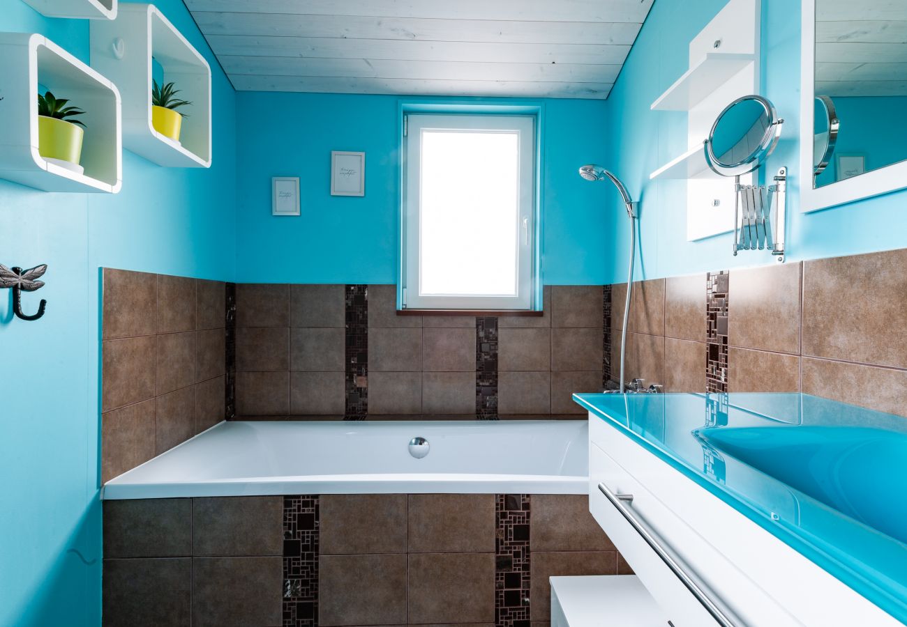 Villa à Saint-Restitut - Villa climatisée avec piscine & jardin – Saint-Restitut