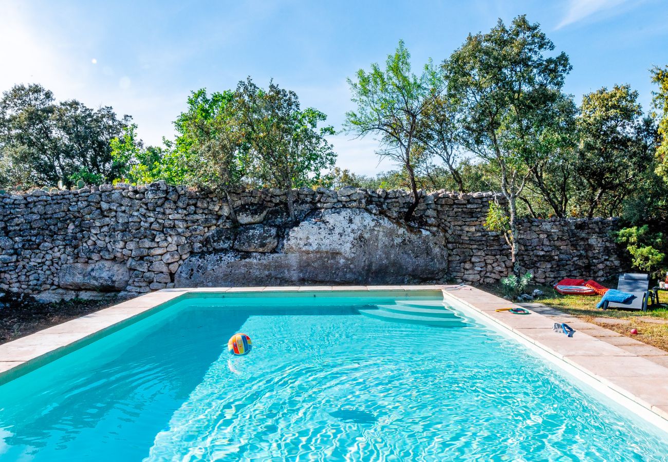 Villa à Saint-Restitut - Villa climatisée avec piscine & jardin – Saint-Restitut
