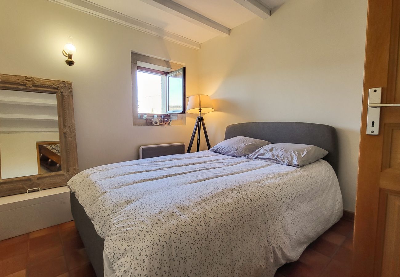 Maison à Grignan - Maison de village avec piscine privée, Grignan - Drôme provençale