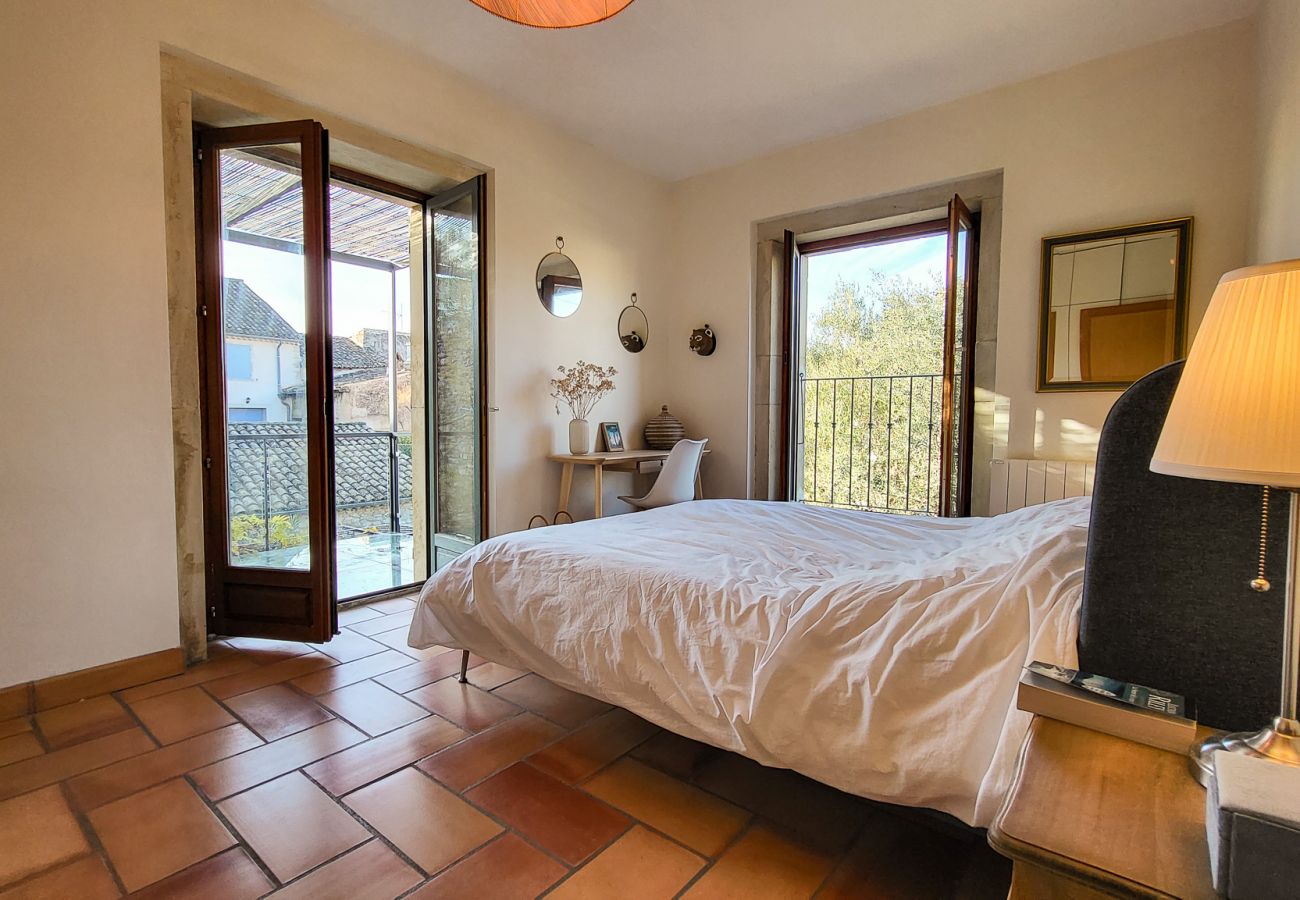 Maison à Grignan - Maison de village avec piscine privée, Grignan - Drôme provençale