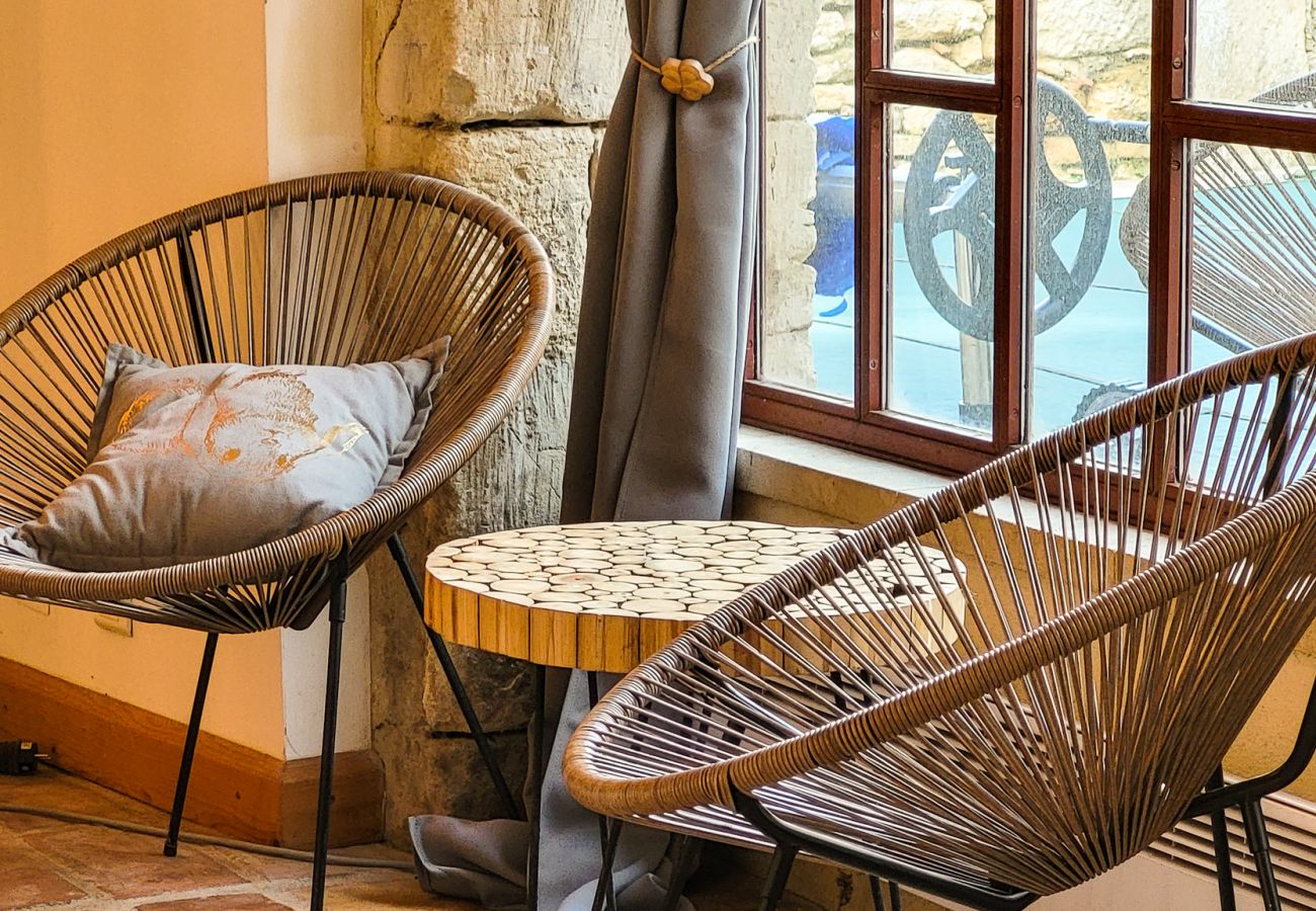 Maison à Grignan - Maison de village avec piscine privée, Grignan - Drôme provençale