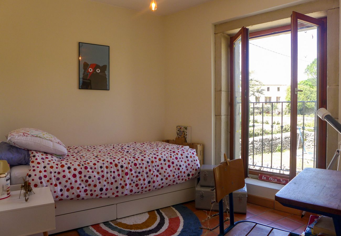 Maison à Grignan - Maison de village avec piscine privée, Grignan - Drôme provençale