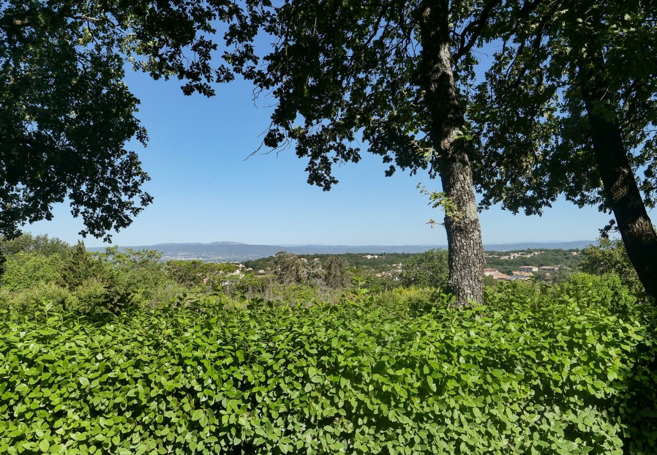 Maison à Saint-Paul-Trois-Châteaux - La Petite Maison dans la colline, piscine et terrain de pétanque, Drôme Provençale