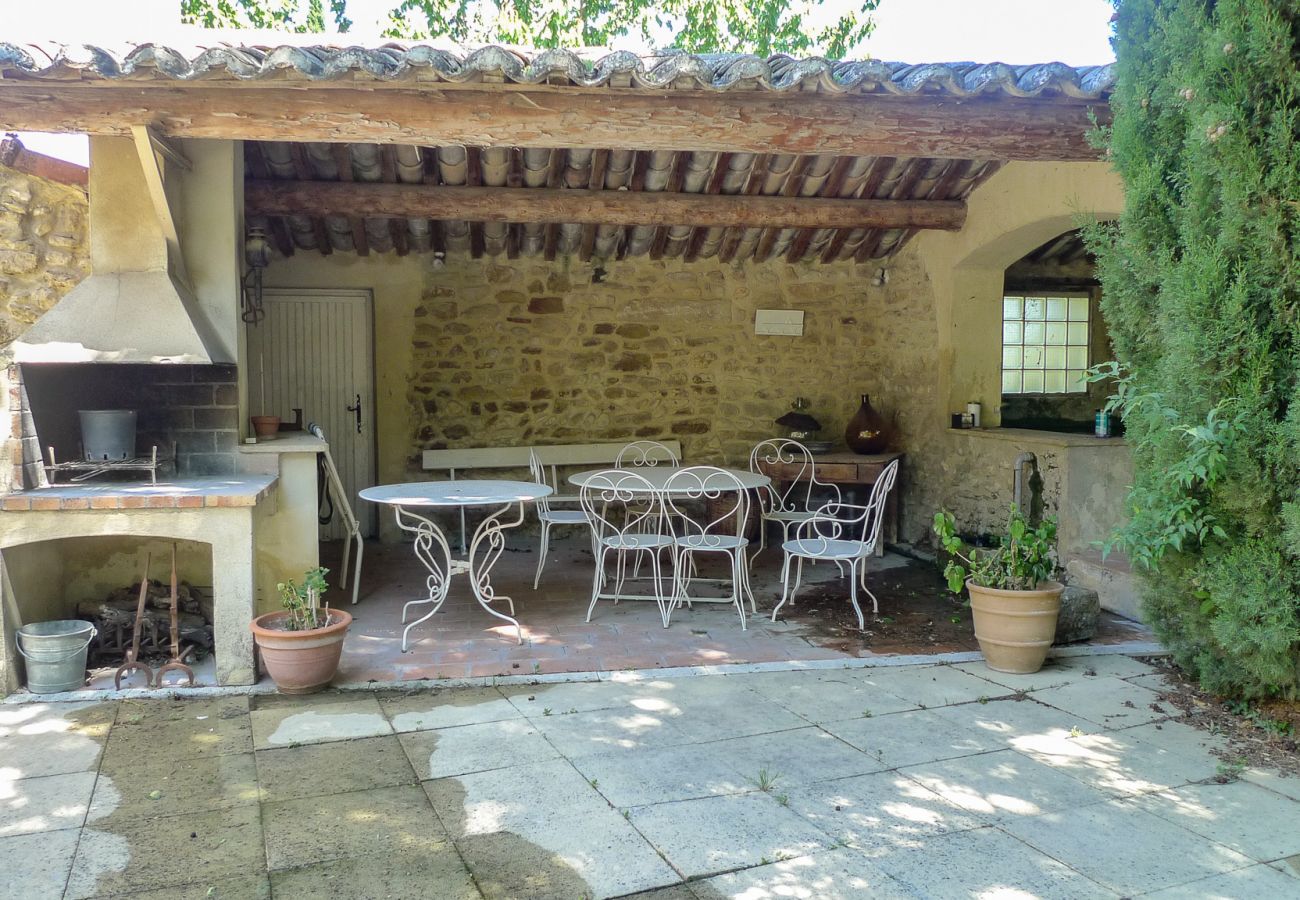 Maison à Sainte-Cécile-les-Vignes - Charmante maison de village avec jardin et piscine privée en Provence