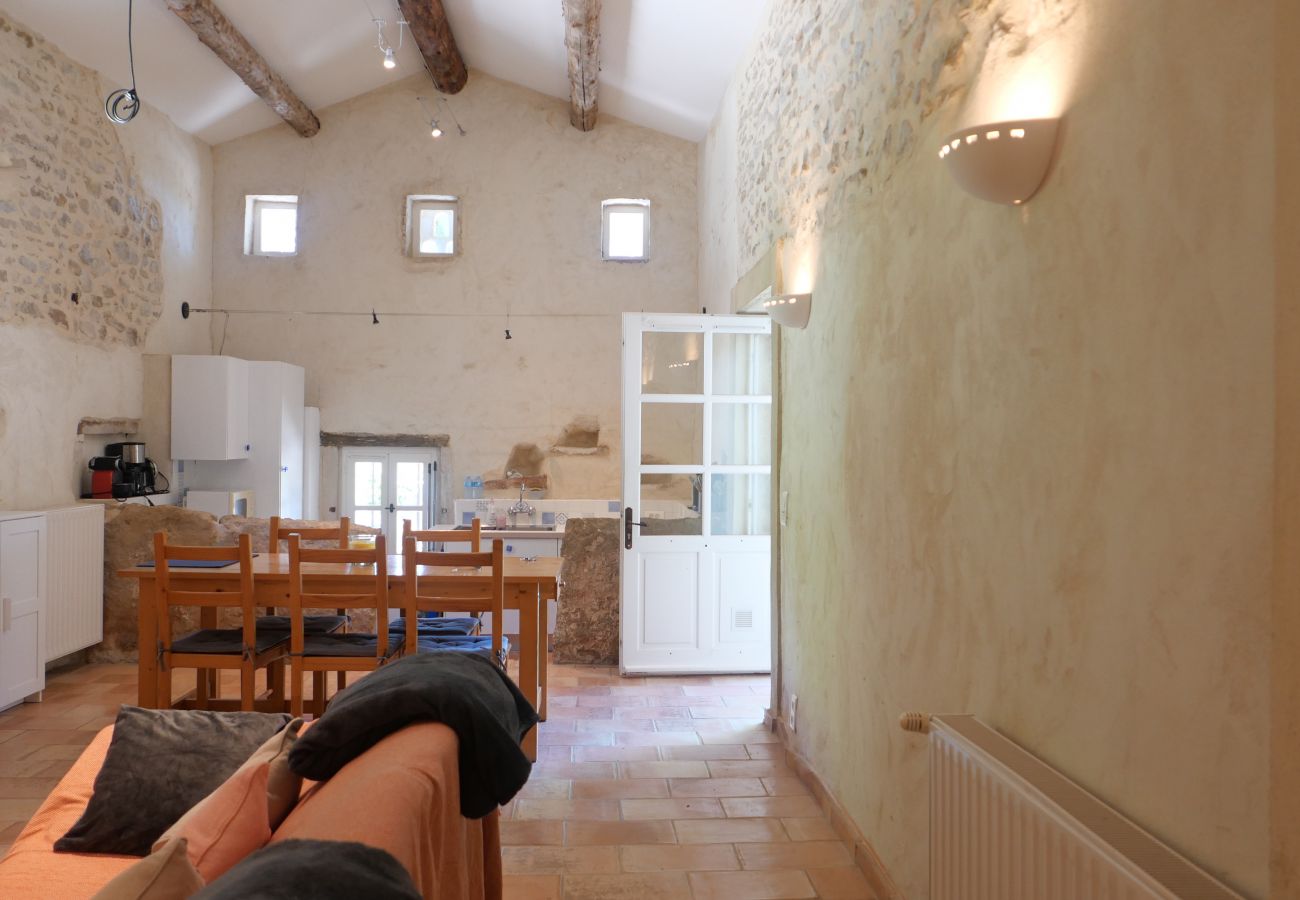 Gîte Rural à Valréas - Gîte de charme en Provence – La Chapelle à Valréas, avec piscine et nature