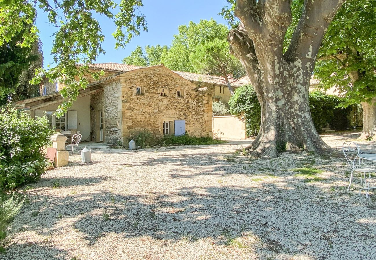 Gîte Rural à Valréas - Gîte de charme en Provence – La Chapelle à Valréas, avec piscine et nature