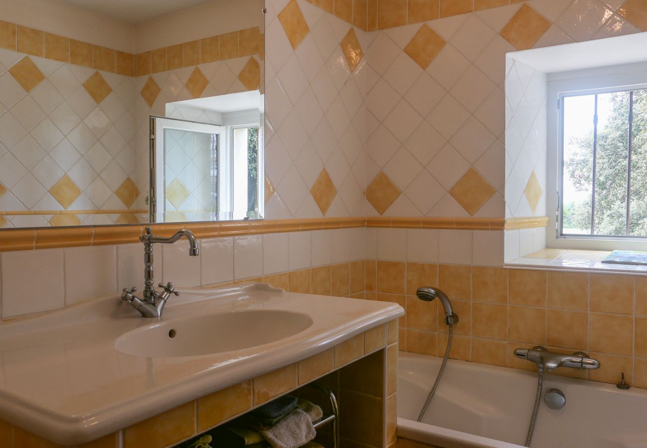 Maison à Clansayes - Mas des Carrières – Maison de Vacances Provençale, piscine & grand jardin - Clansayes