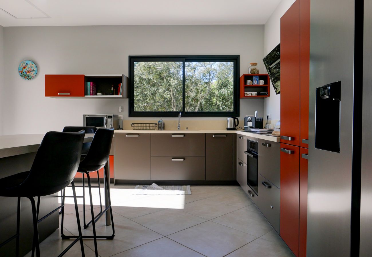 Villa à Saint-Restitut - Villa contemporaine avec vue et piscine chauffée - St Restitut, Drôme Provençale