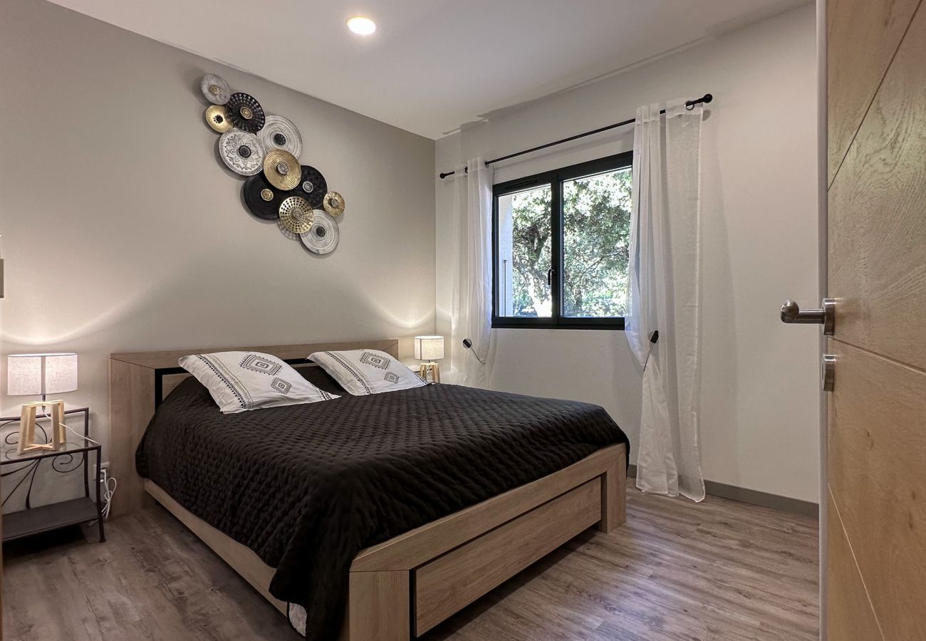 Villa à Saint-Restitut - Villa contemporaine avec vue et piscine chauffée - St Restitut, Drôme Provençale