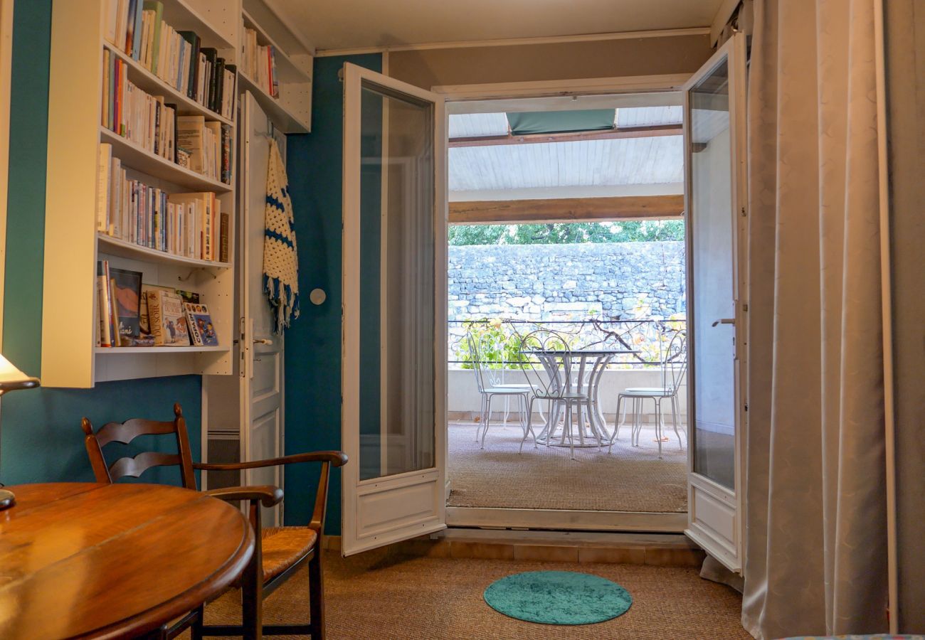 Maison mitoyenne à Saint-Paul-Trois-Châteaux - Maison de village en plein cœur de Saint-Paul-Trois-Châteaux, Drôme Provençale