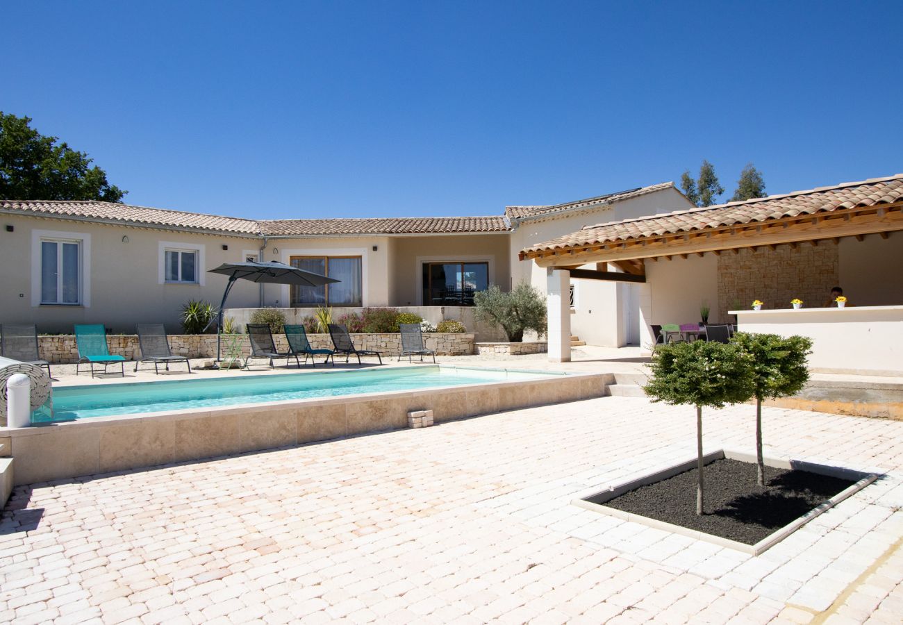 Villa à Colonzelle - Villa en Provence avec piscine, jardin et vue Ventoux - Colonzelle