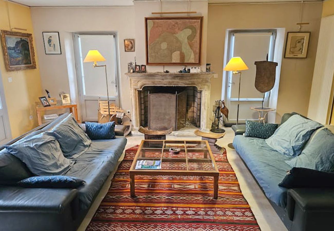 Maison à Chantemerle-lès-Grignan - Maison de caractère en Drôme Provençale, piscine privée