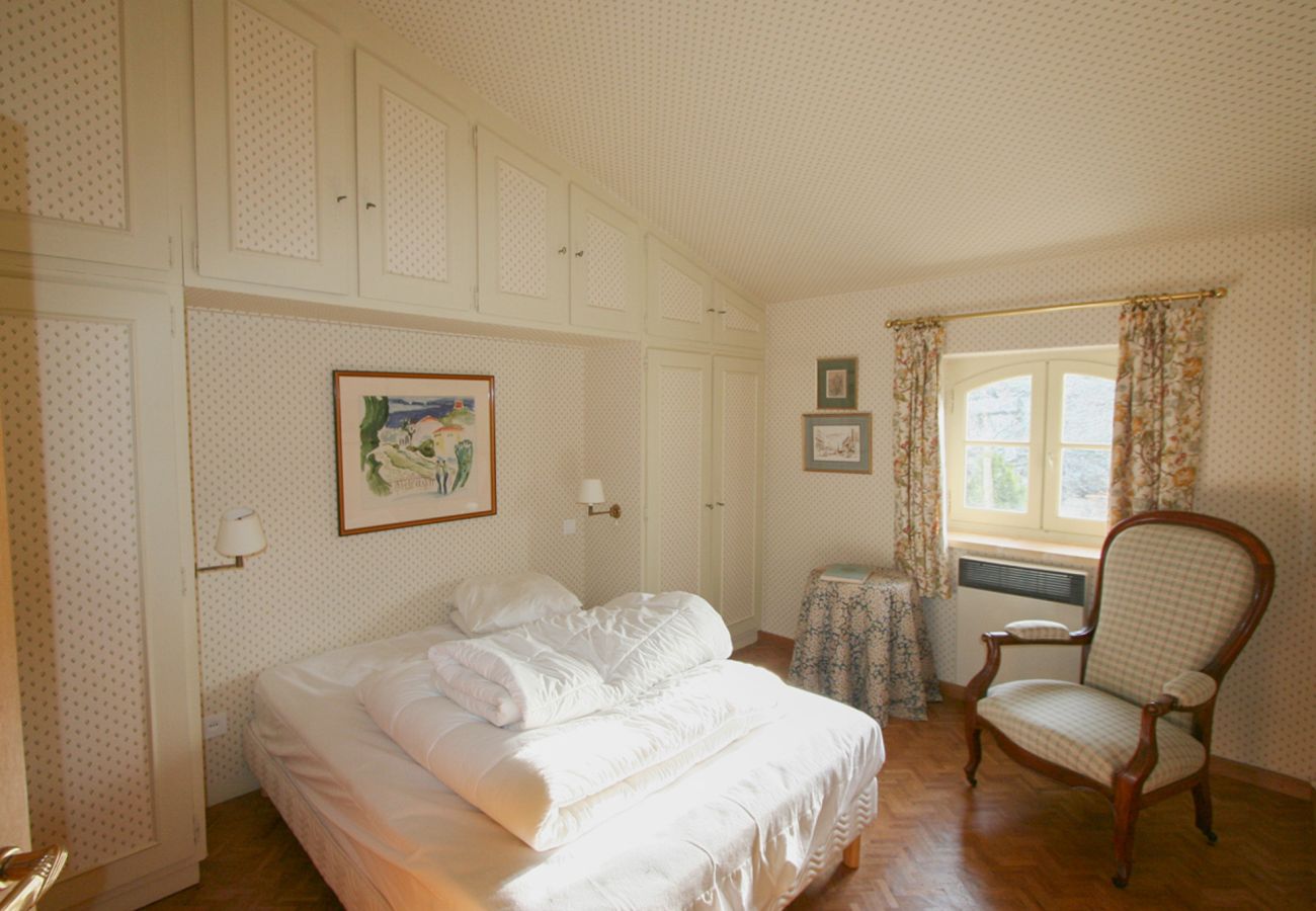 Maison à Chantemerle-lès-Grignan - Maison de caractère en Drôme Provençale, piscine privée