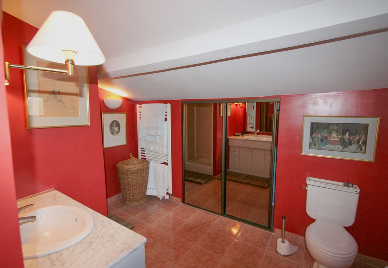 Maison à Chantemerle-lès-Grignan - Maison de caractère en Drôme Provençale, piscine privée