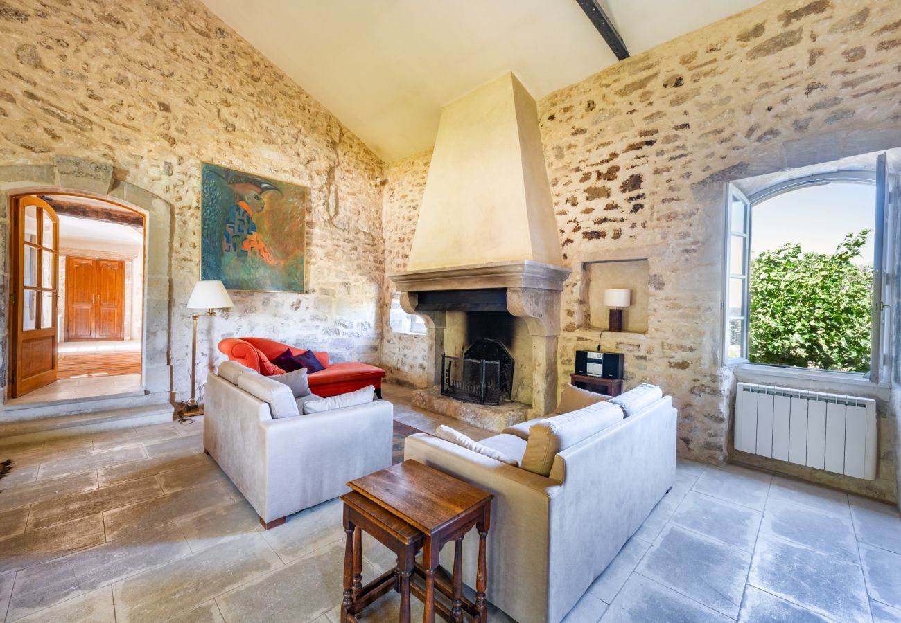 Maison à Saint-Restitut - les Marcellines, propriété de caractère avec piscine chauffée et vue 