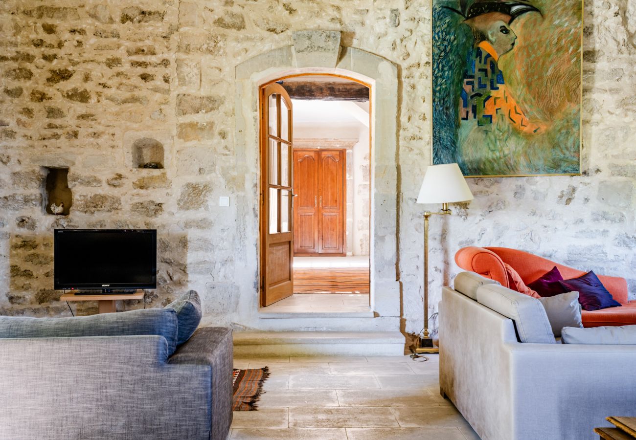 Maison à Saint-Restitut - les Marcellines, propriété de caractère avec piscine chauffée et vue 